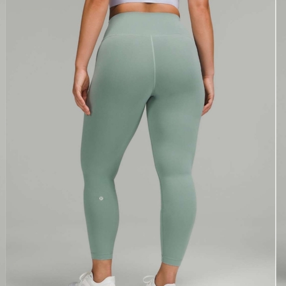Lululemon Wunder Train Contour Fit High-Rise Crop 23"
Misty Glade size 8 - Picture 3 of 9